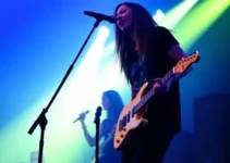 A Skylit Drive